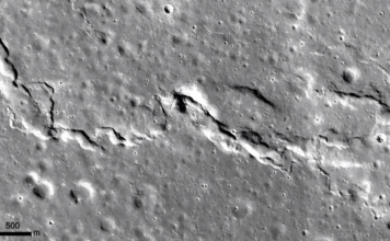 Parece que a Lua está mesmo encolhendo