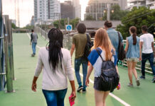 IBGE alerta para quadro preocupante na saúde mental de adolescentes