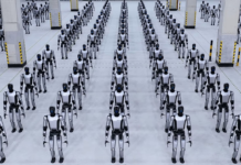 China avança plano para usar 10 mil robôs humanoides em fronteira