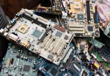 Lixo eletrônico vale ouro, e o mundo continua jogando fora