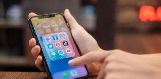 Reino Unido avalia proibição de redes sociais para menores de 16 anos