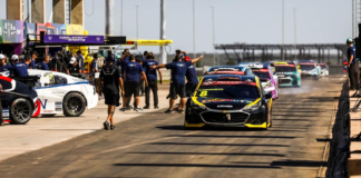 Nelsinho Piquet vence em Cuiabá única prova noturna do cirtuito brasileiro de Stock Car