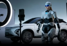 Chery venderá cão-robô no Brasil e levará humanoides para concessionárias. Veja novidades