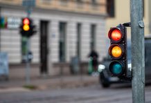 Semáforo inteligente criado na USP aumenta a fluidez das viagens de pedestres